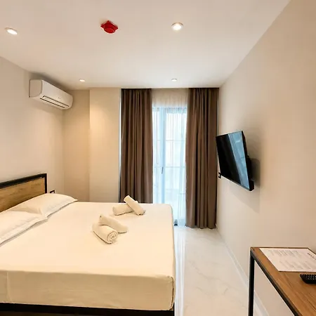 Blester Durres Hotel 4*