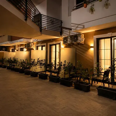 Ξενοδοχείο Blester Durres 4*